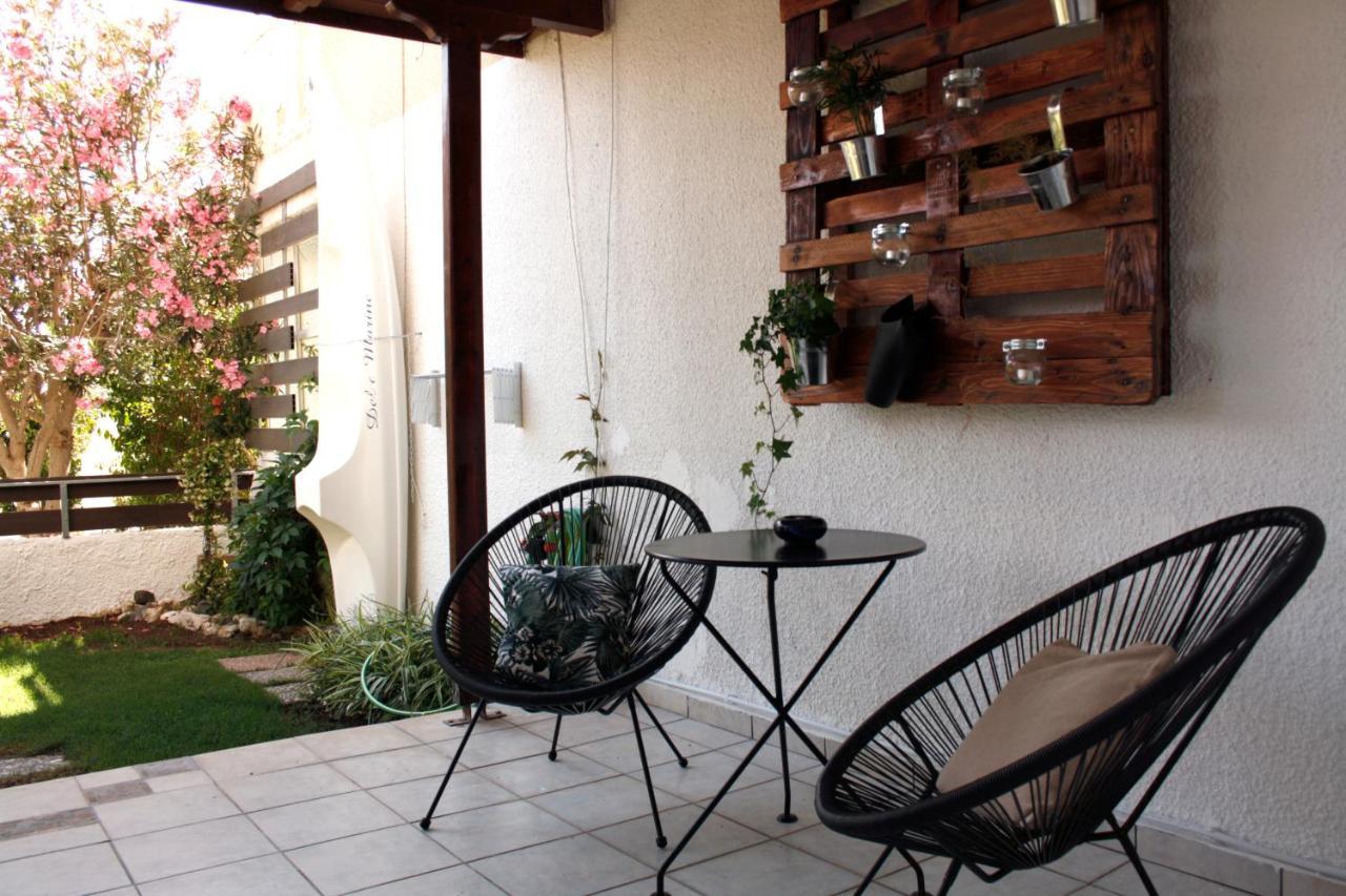 Beachfront Garden Apartment- Atlas Complex Loutráki Buitenkant foto